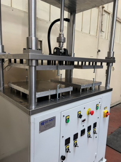 OZM 4+1 RES KAP BASMA PRESİ 